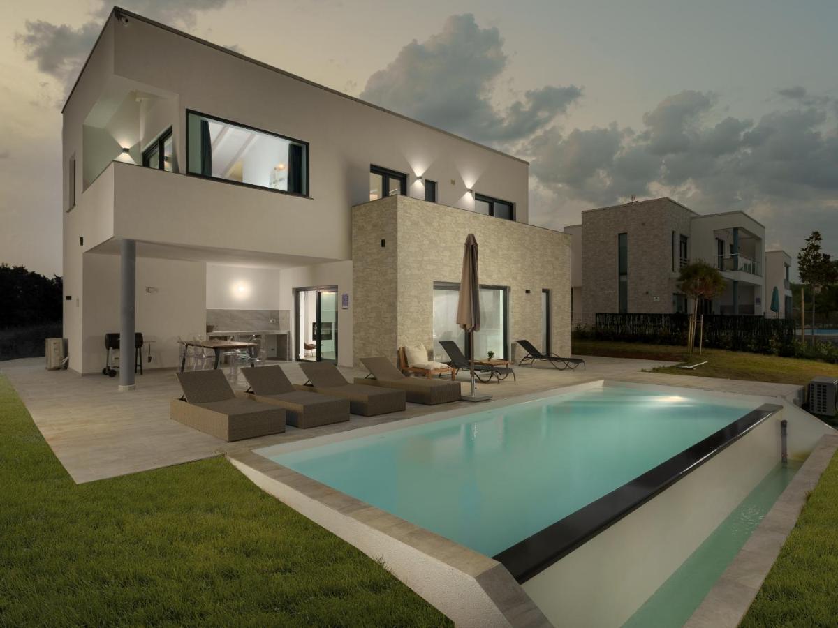 Sea View Villa Cala Royal Krnica Exterior foto